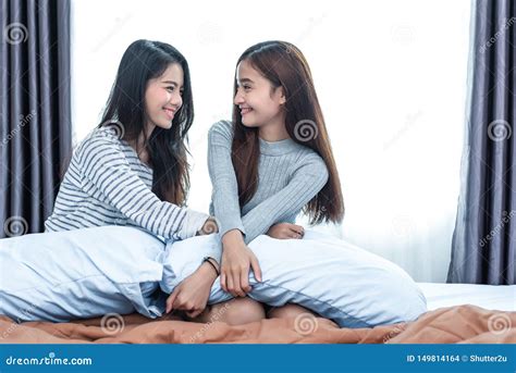 lesbianas japonesas cojiendo